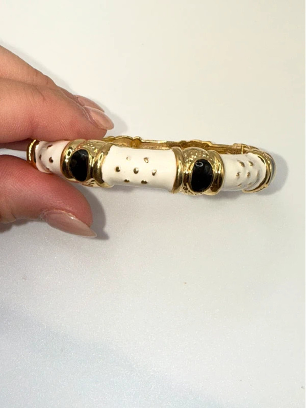 Fornash White+Black Bangle
